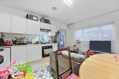 7 bedroom semi-detached house for sale, Beechwood Gardens, London, NW10