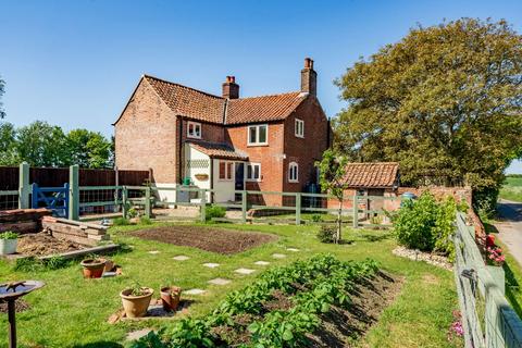 2 bedroom semi-detached house for sale, Back Road, East Ruston