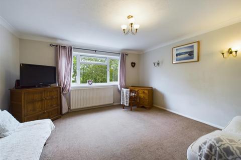undefined, Springfield Road, Crawley RH11