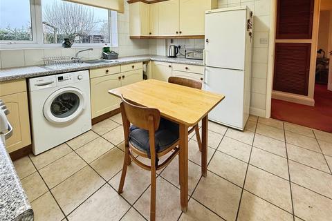 2 bedroom bungalow for sale, Robertson Road, Lincoln LN6