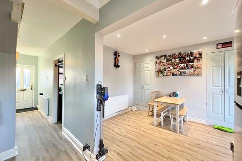 3 bedroom end of terrace house for sale, Devonshire Avenue, Thornton FY5