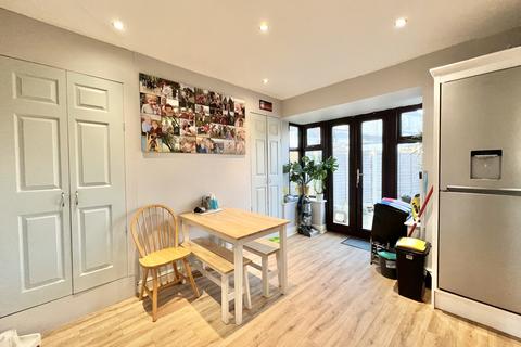 3 bedroom end of terrace house for sale, Devonshire Avenue, Thornton FY5