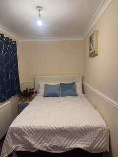 1 bedroom in a house share to rent, Longley Hall Road, Sheffield S5