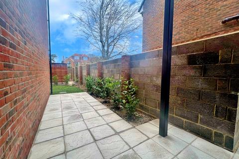 undefined, Victoria Drive, West Sussex PO21