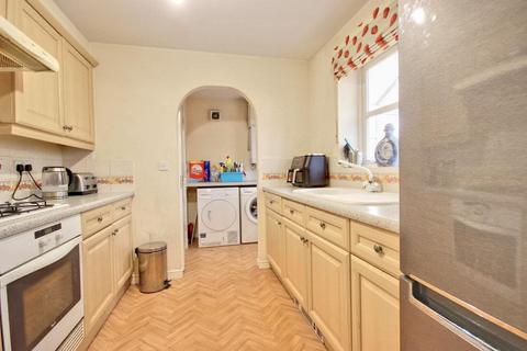3 bedroom detached house for sale, National Avenue, Hull