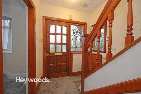 3 bedroom semi-detached house to rent, High Lane, Burslem, Stoke-on-Trent, Staffordshire