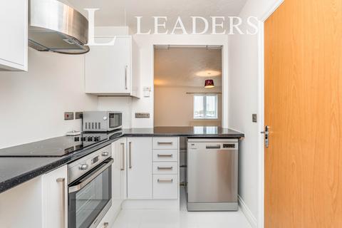 2 bedroom flat to rent, Quayside Road, Southampton, SO18