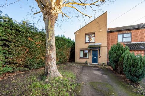 undefined, Audric Close, North Kingston, Kingston upon Thames, KT2