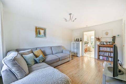undefined, Audric Close, North Kingston, Kingston upon Thames, KT2