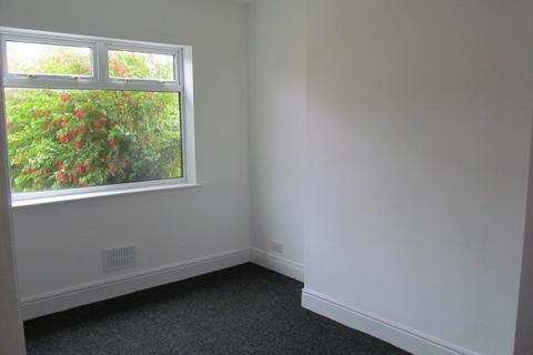 2 bedroom flat to rent, Scarborough Road, Newcastle upon Tyne NE6