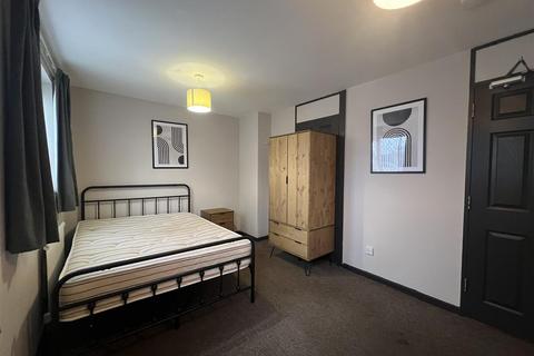 1 bedroom in a house share to rent, Ely Close, Stevenage