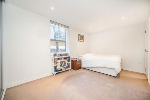 2 bedroom flat for sale, Blackall Street, London EC2A