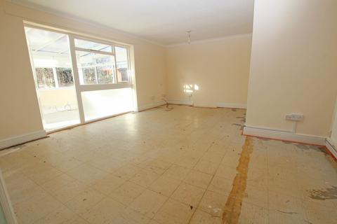 2 bedroom semi-detached bungalow for sale, Orchid Close, Eastbourne, BN23 8DE