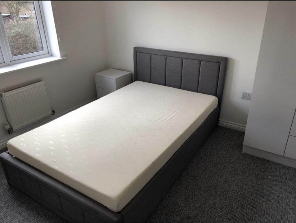 Cambridge letting agents kitchen