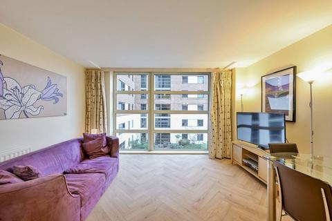 1 bedroom flat to rent, Buckingham Palace Road, Westminster, London, SW1W
