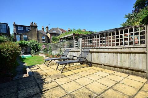 3 bedroom terraced house to rent, Graham Road, Wimbledon, London, SW19