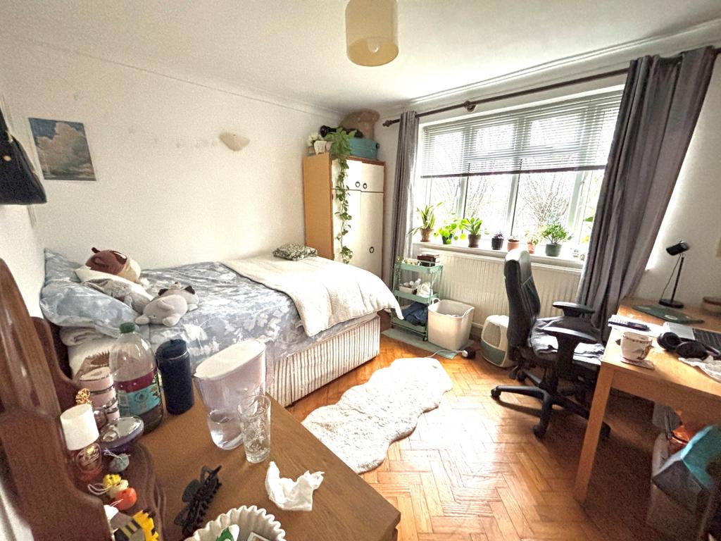 Diner-bedroom