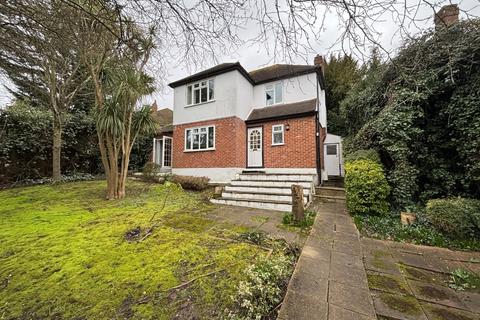 Mount Lee, Egham, Surrey, TW20
