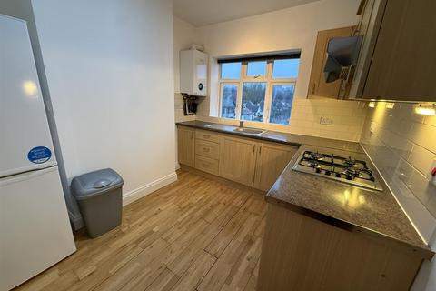 Studio to rent, Shenley Road, Borehamwood WD6