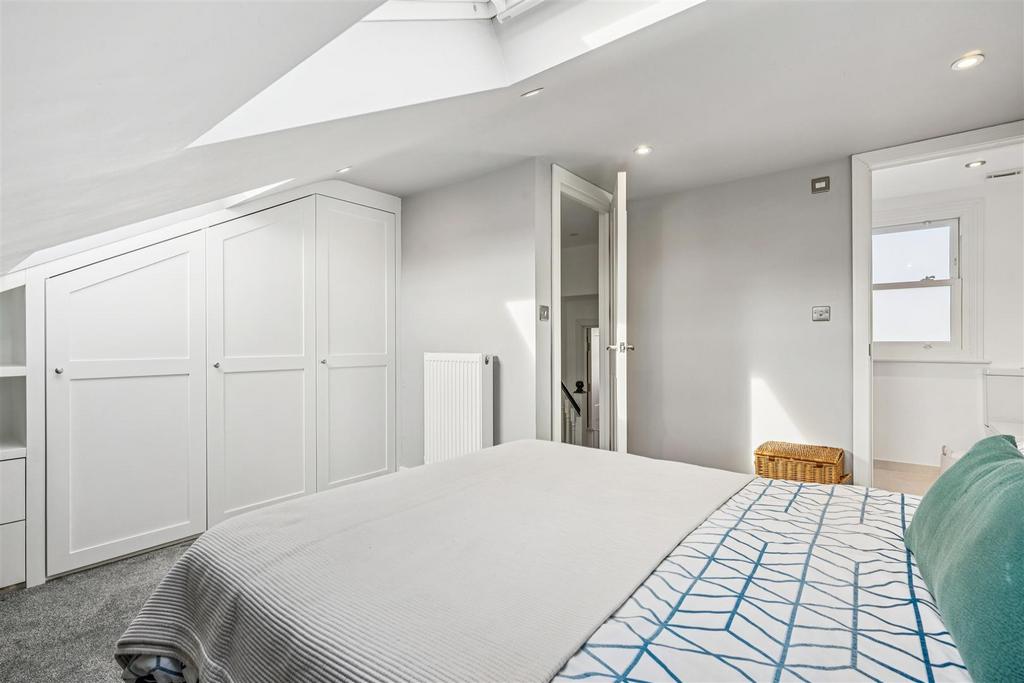 Saville Road, W4 - FOR SALE