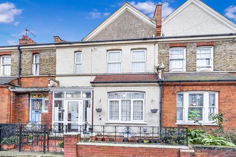 3 bedroom terraced house for sale, Hewitt Avenue, London N22