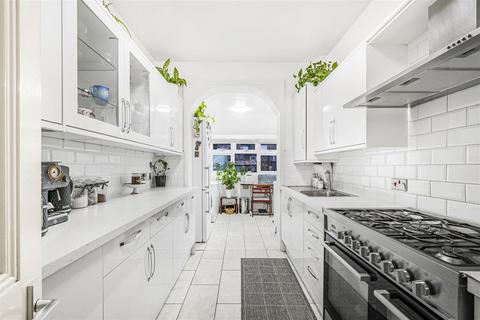 3 bedroom terraced house for sale, Hewitt Avenue, London N22