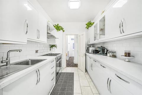 3 bedroom terraced house for sale, Hewitt Avenue, London N22