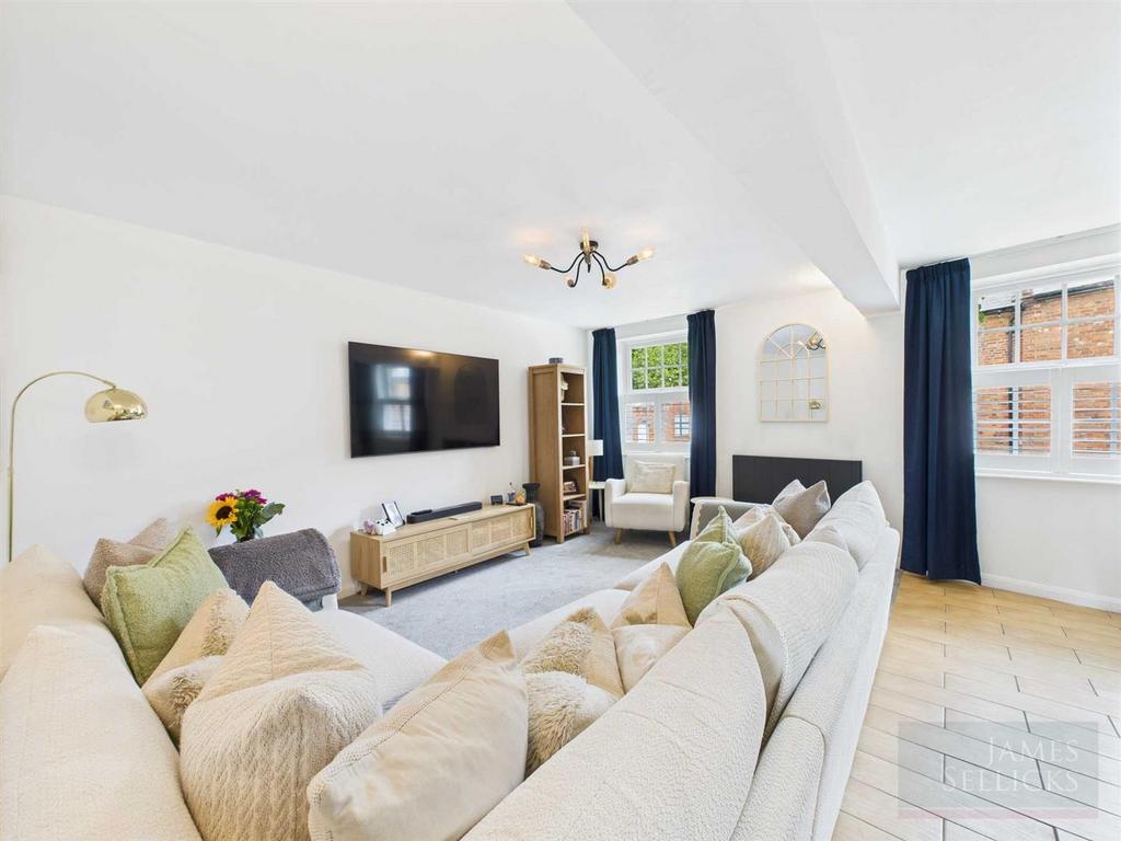 Open plan sitting and dining room
