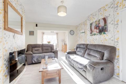3 bedroom semi-detached house for sale, Barbara Square, Hucknall NG15