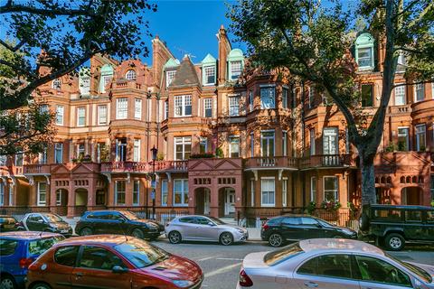 undefined, Sloane Gardens, London, SW1W
