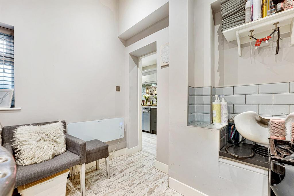 Utility Room 2