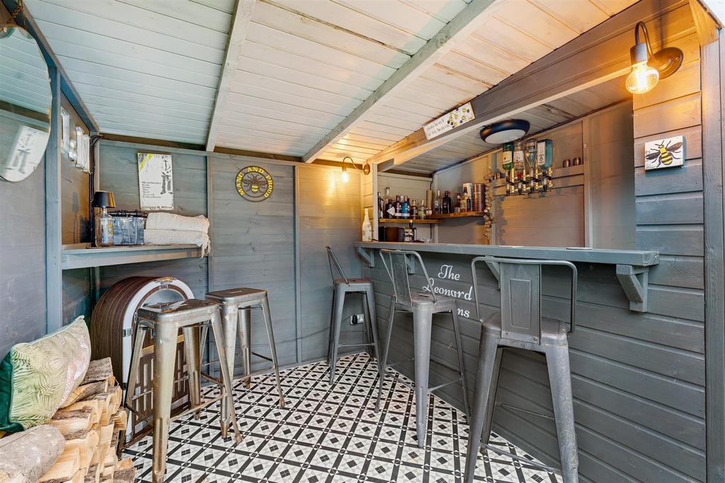 Garden Room 2