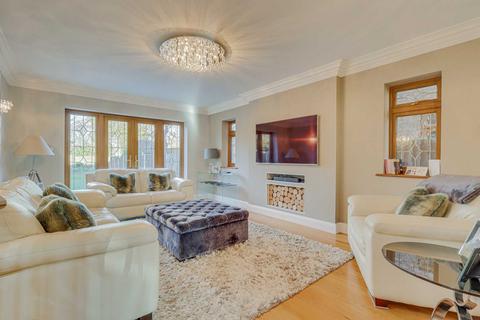 undefined, Canewdon View Road, Ashingdon, SS4