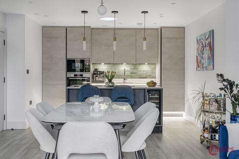 2 bedroom flat for sale, Berkeley House, Crouch End, N8