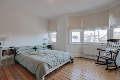 3 bedroom terraced house for sale, Pinner Road, Watford, WD19
