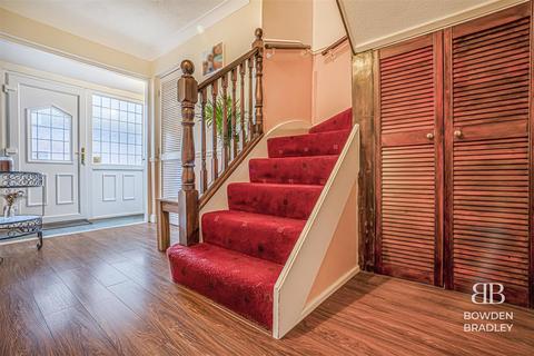 3 bedroom end of terrace house for sale, Udall Gardens, Collier Row
