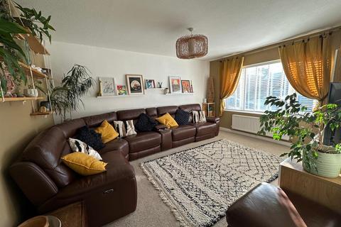 3 bedroom semi-detached house for sale, St. Marys Road, Stowmarket IP14