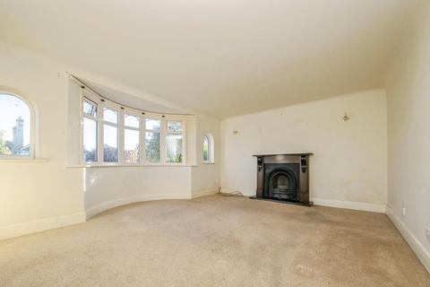 2 bedroom detached bungalow for sale, Mountview Road, Clacton-on-Sea CO15