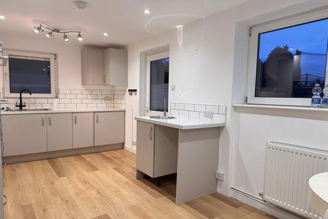 3 bedroom semi-detached house to rent, Giles Road, Oxford, OX4