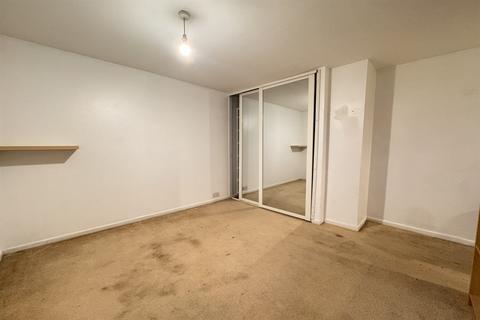 3 bedroom semi-detached house to rent, Giles Road, Oxford, OX4
