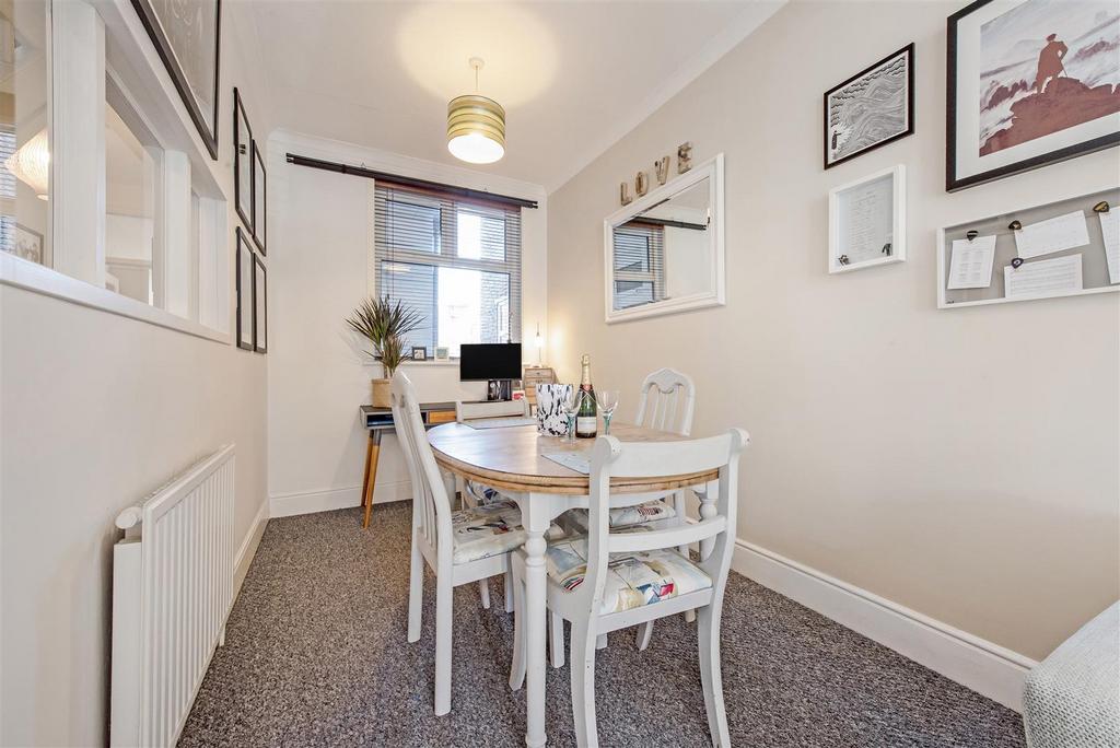 Dining Area.jpg
