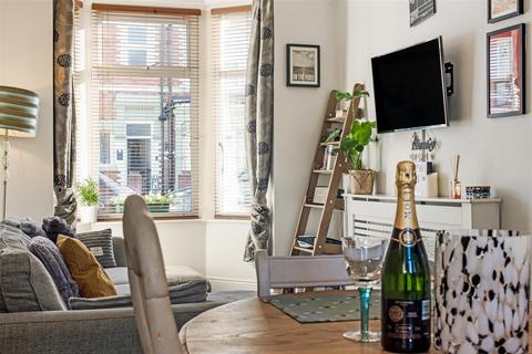 3 bedroom terraced house for sale, Kimbolton Road, Portsmouth