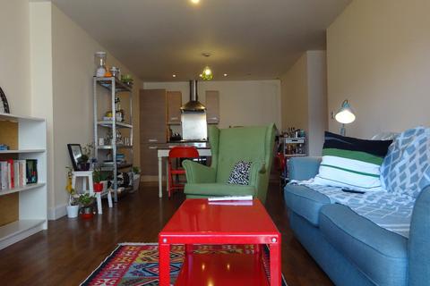 2 bedroom flat to rent,  Voyager, Birmingham B16
