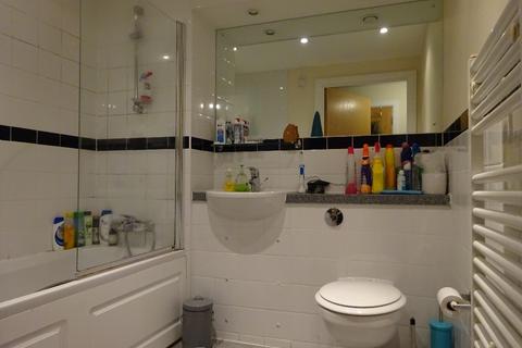 2 bedroom flat to rent,  Voyager, Birmingham B16