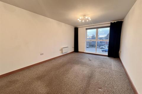 2 bedroom flat to rent, Galleries Court, 12 Kenway Crt, Southend On Sea