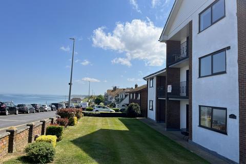 3 bedroom apartment to rent, Marine Parade, Marine Court, CT5