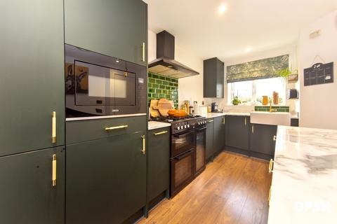 3 bedroom semi-detached house for sale, Brandling Crescent, Leeds