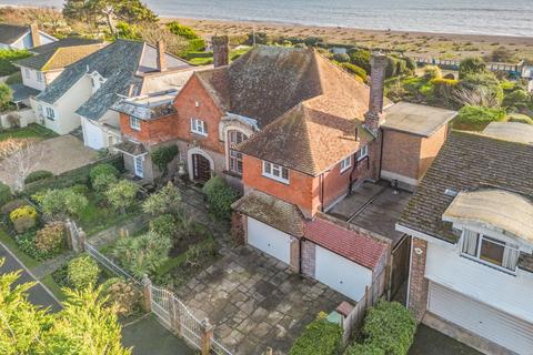 4 bedroom detached house for sale, Bay Walk, Aldwick Bay Estate, Aldwick, West Sussex