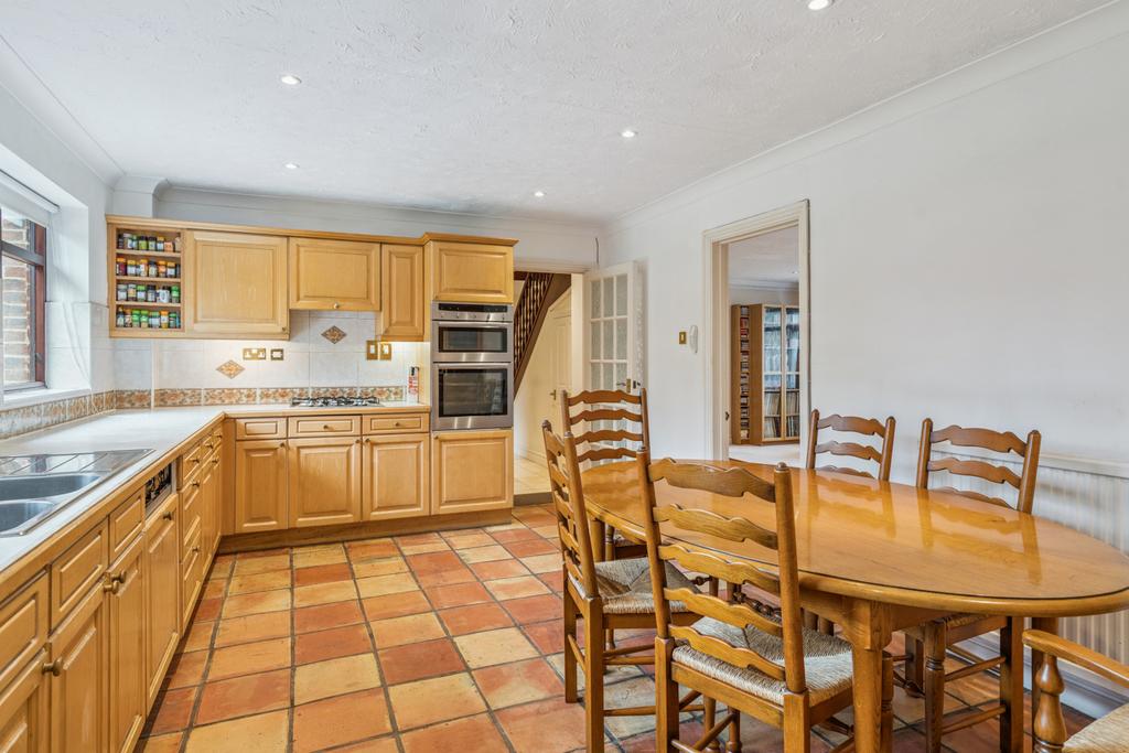 Kitchen/ Breakfast