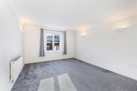 2 bedroom apartment for sale, Wingfield Court, Banstead